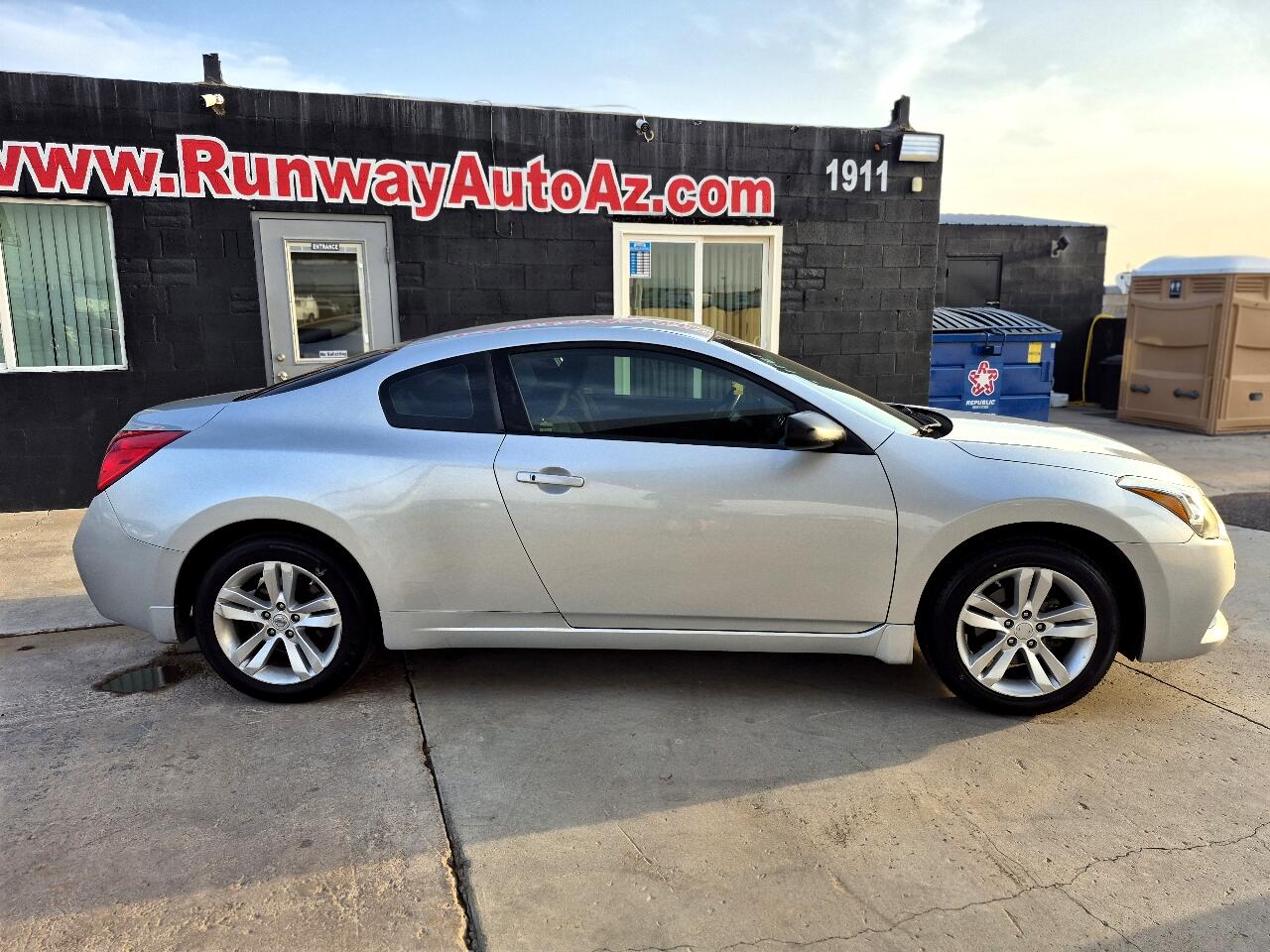 2013 Nissan Altima 2.5 S photo 2