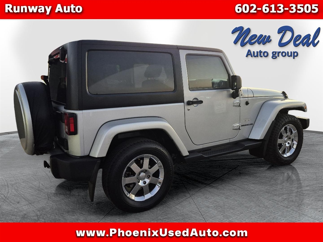 2011 Jeep Wrangler Sahara photo 3