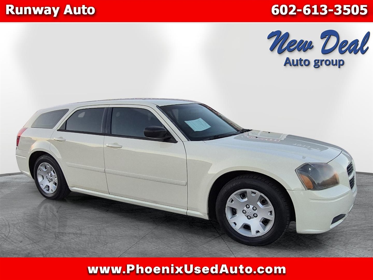 2005 Dodge Magnum SE