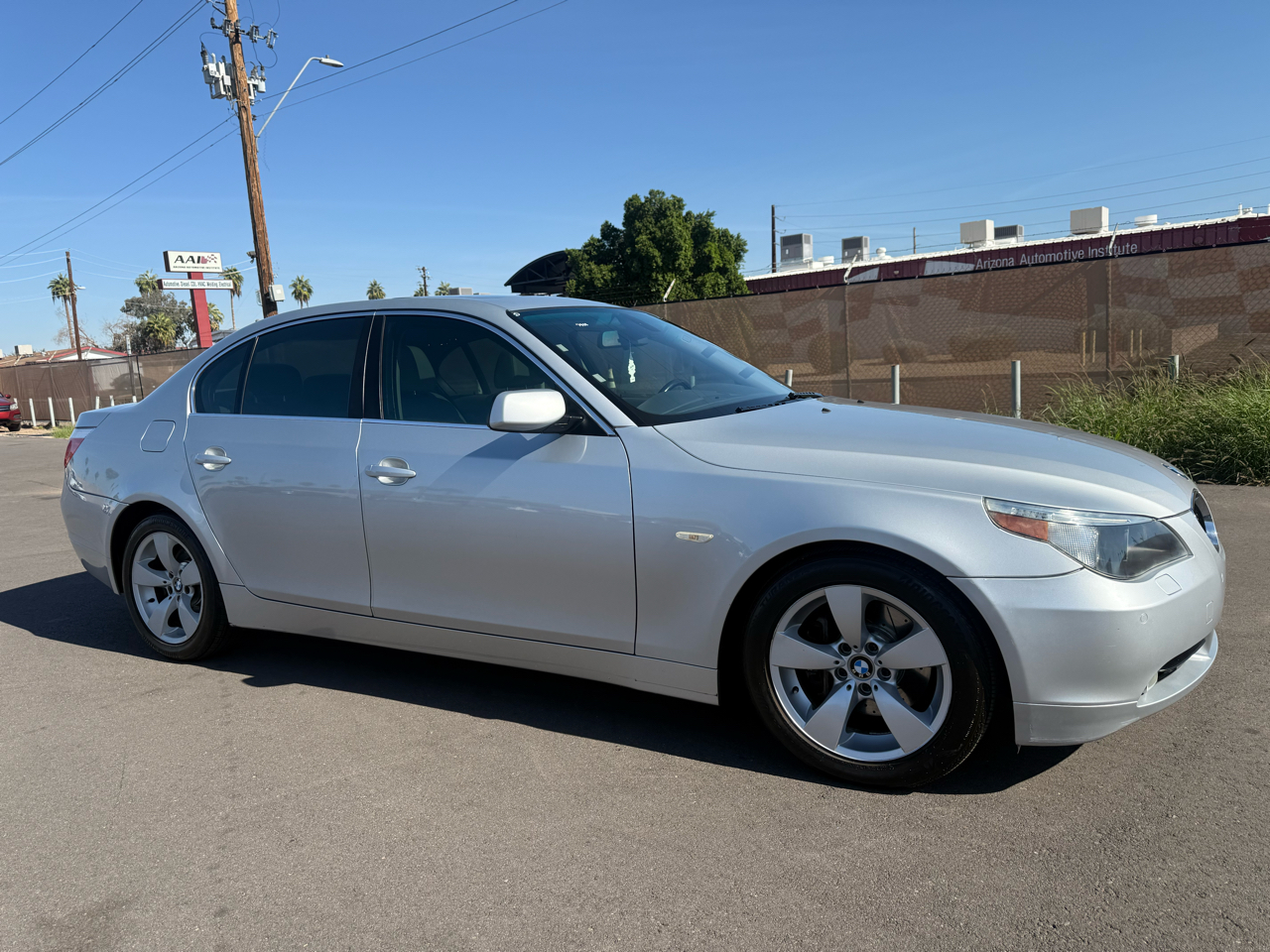 2006 BMW 5-Series 530i
