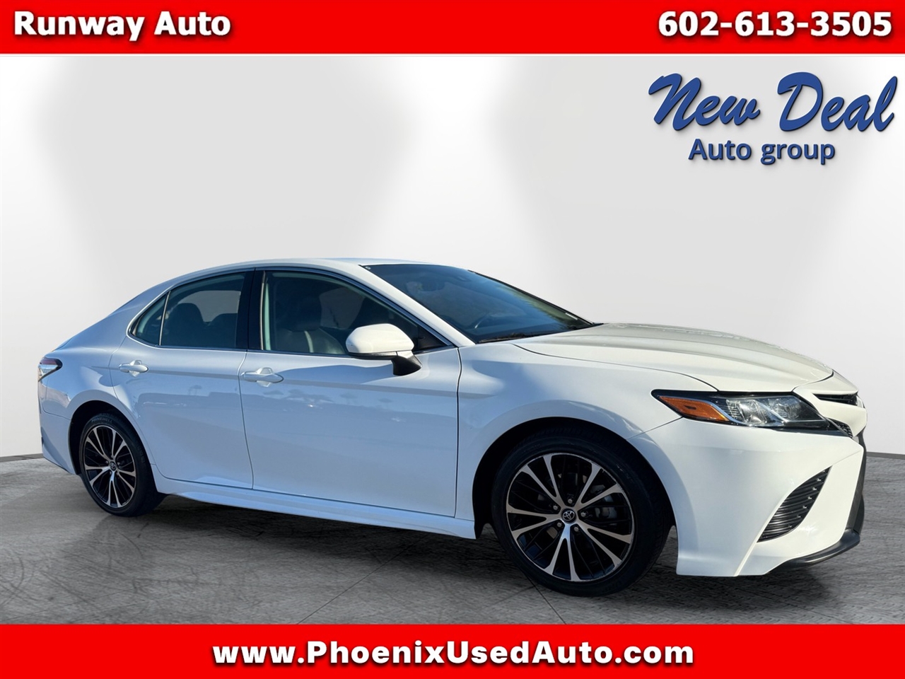 2020 Toyota Camry SE