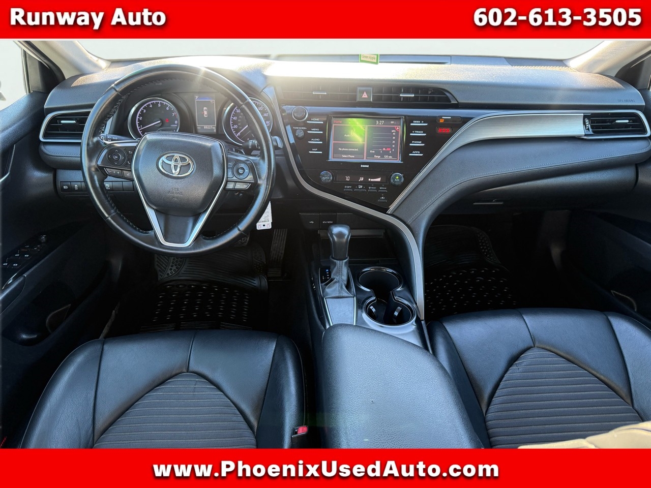 Toyota Camry SE 2020