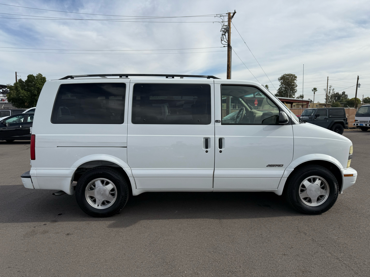 Chevrolet Astro Passenger 111" WB RWD 2002