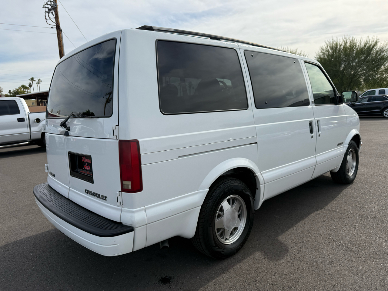 Chevrolet Astro Passenger 111" WB RWD 2002