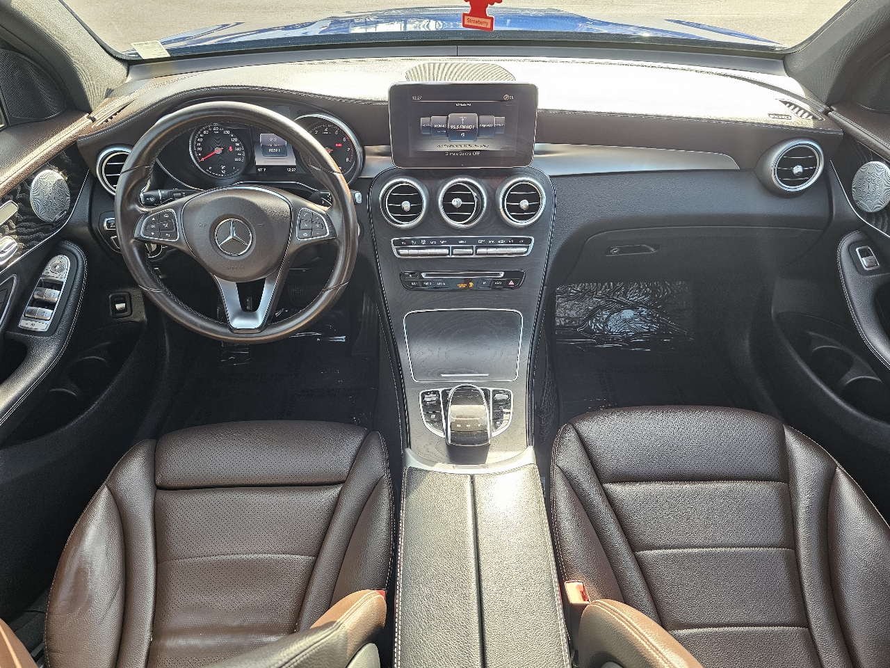 Mercedes-Benz GLC GLC 300 4MATIC SUV 2017