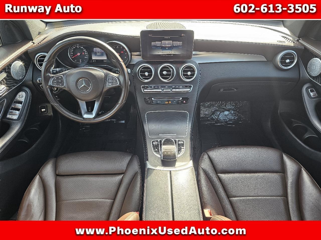 Mercedes-Benz GLC GLC 300 4MATIC SUV 2017