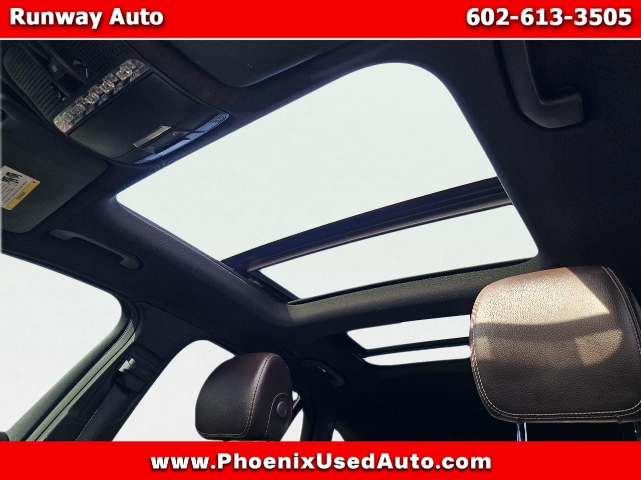 Mercedes-Benz GLC GLC 300 4MATIC SUV 2017