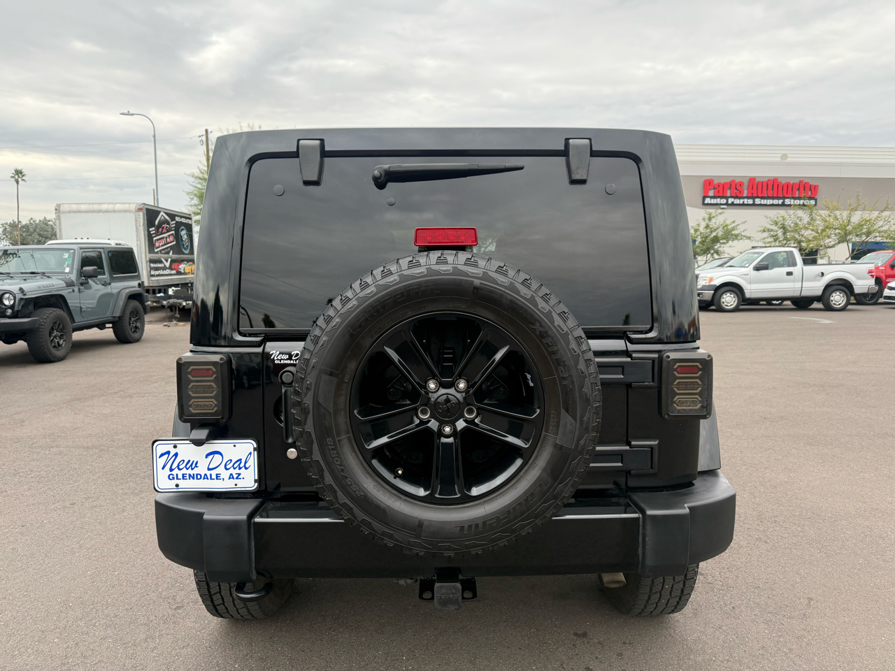 Jeep Wrangler Unlimited 4WD 4dr Sahara 2016