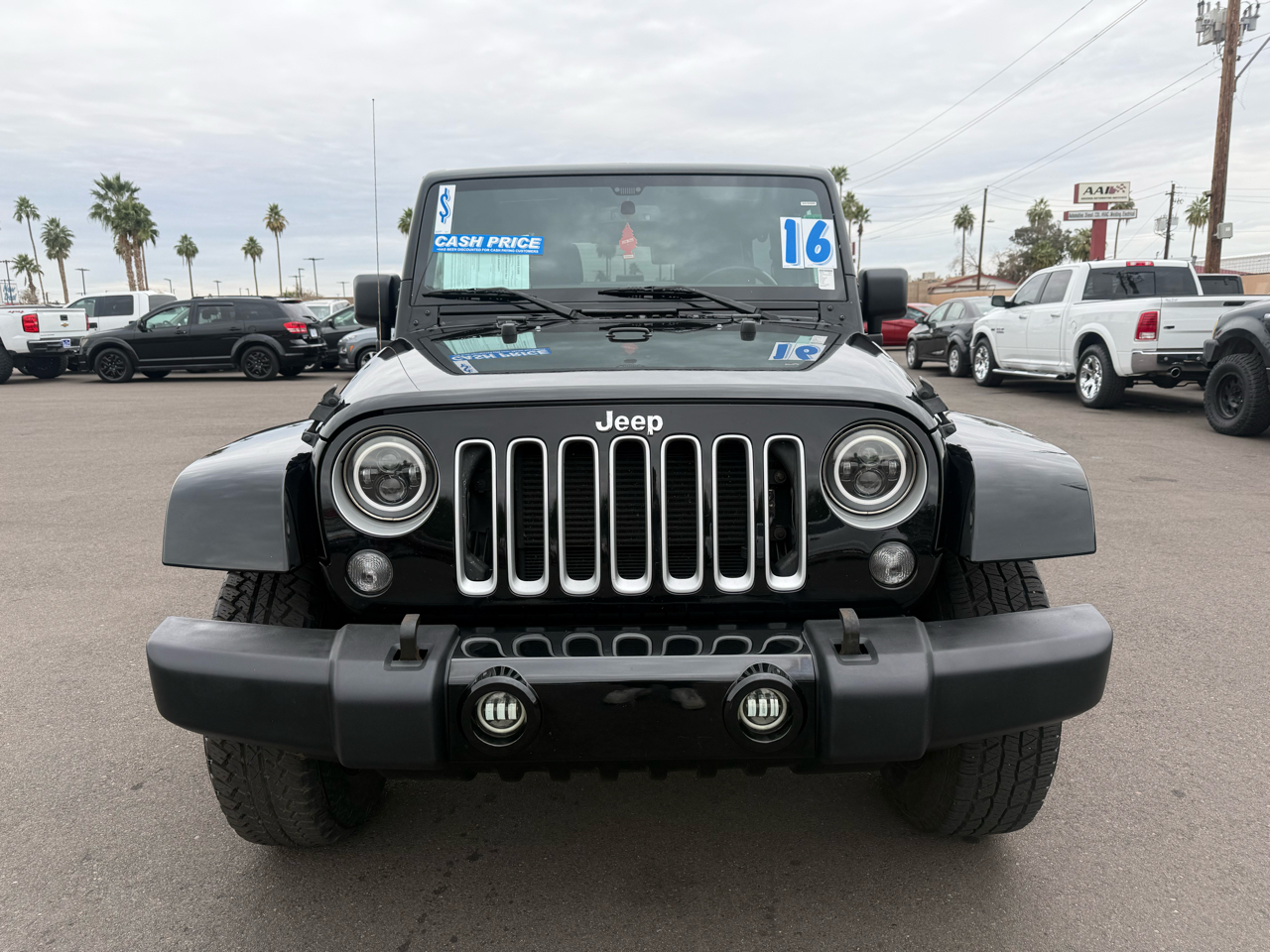 Jeep Wrangler Unlimited 4WD 4dr Sahara 2016