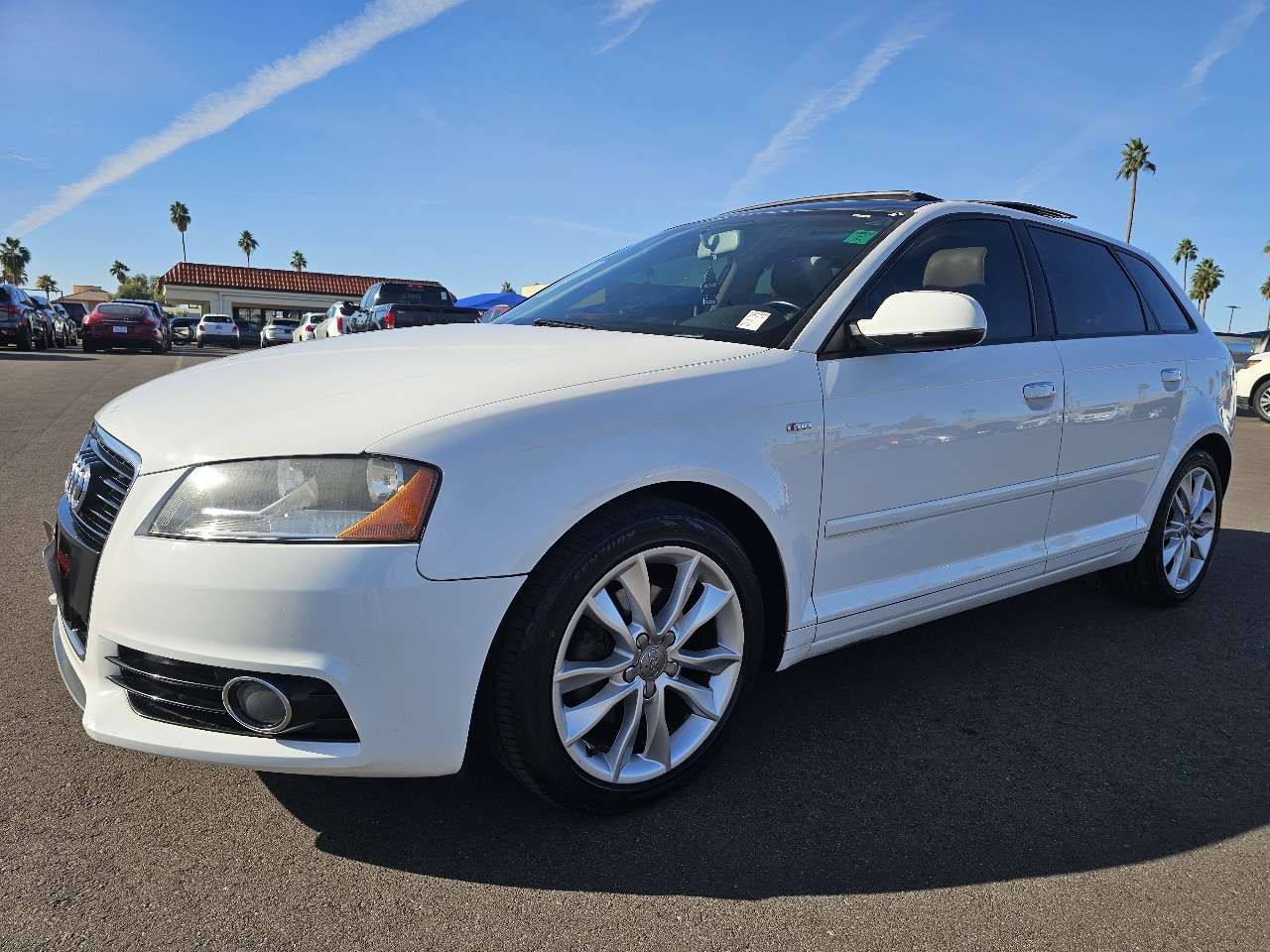 Audi A3 4dr HB S tronic FrontTrak 2.0 TDI Premium 2013