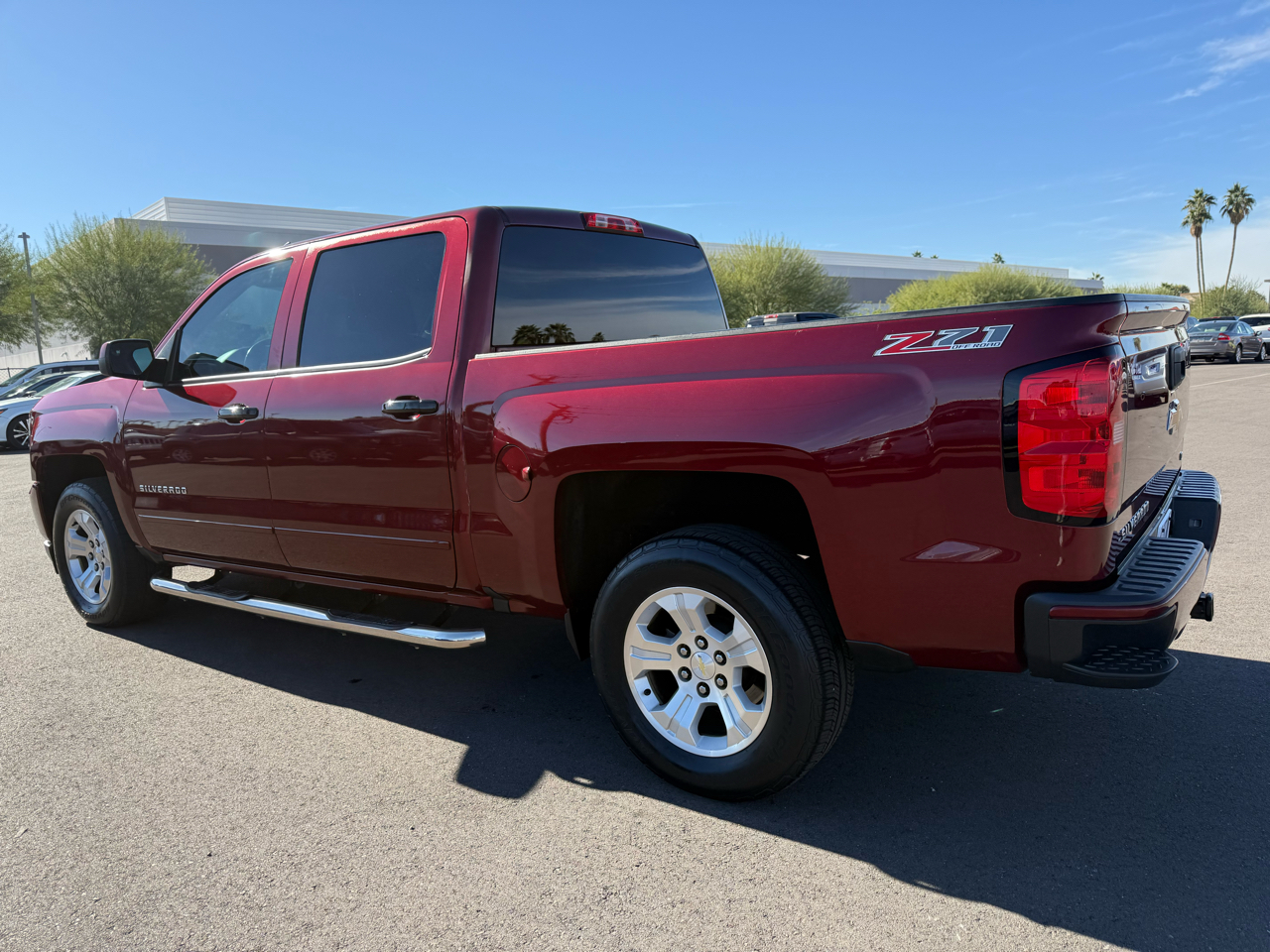 Chevrolet Silverado 1500 4WD Crew Cab 143.5" LT w/2LT 2017