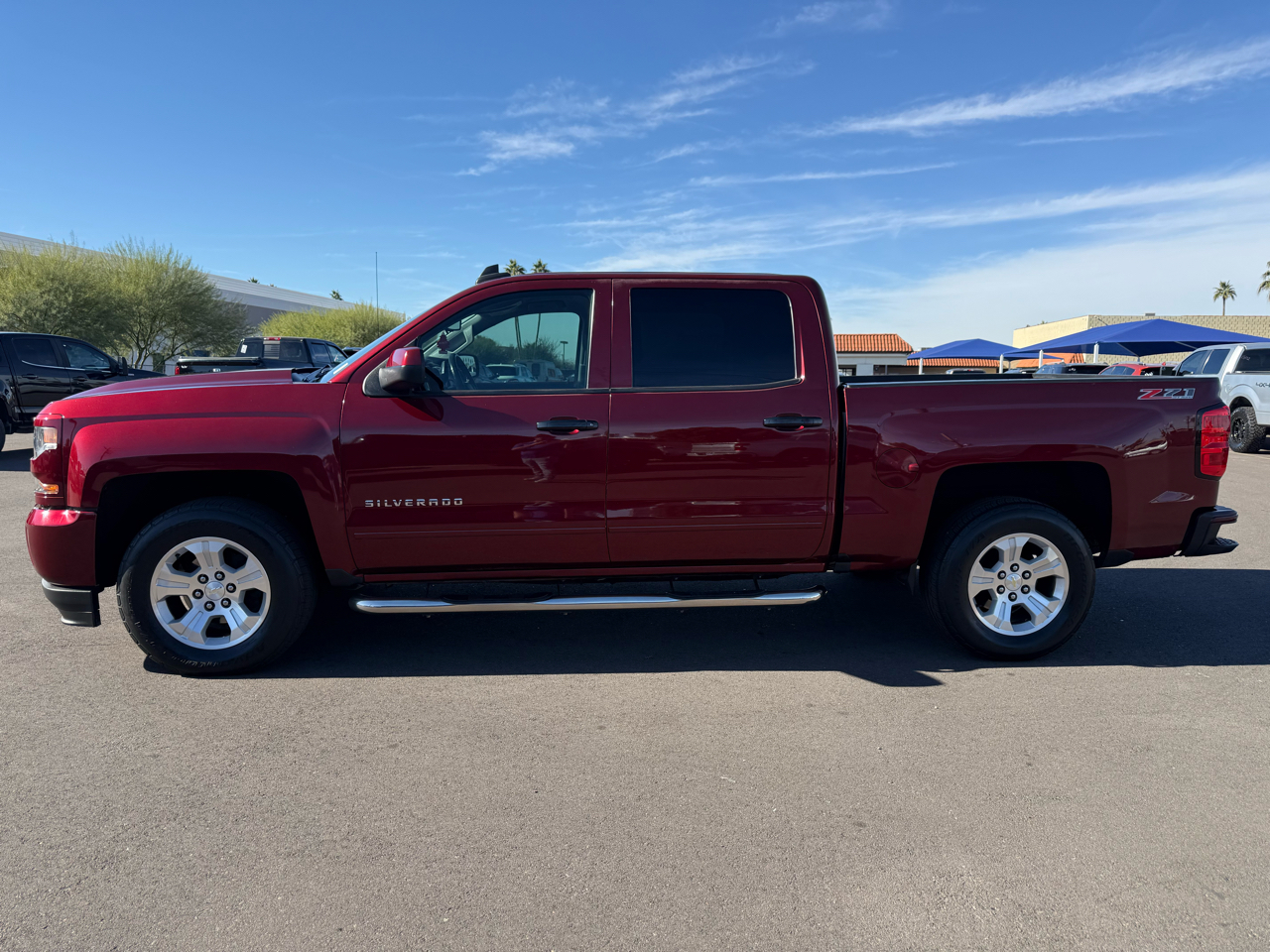 Chevrolet Silverado 1500 4WD Crew Cab 143.5" LT w/2LT 2017