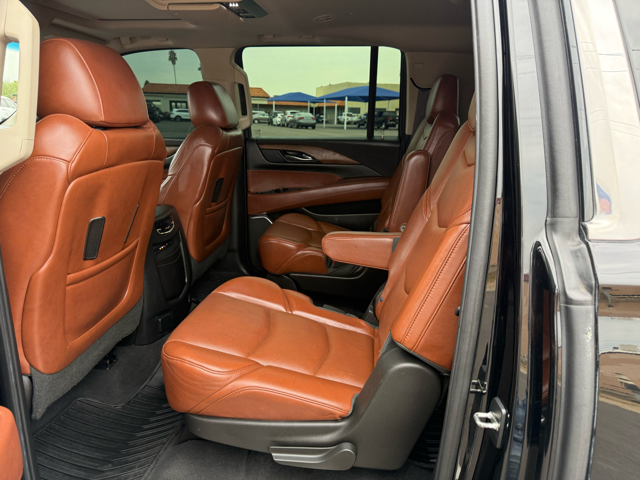 Cadillac Escalade ESV 4WD 4dr Premium 2015
