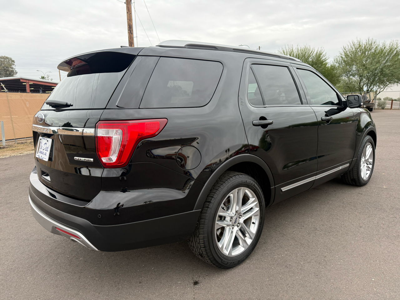 Ford Explorer FWD 4dr XLT 2016
