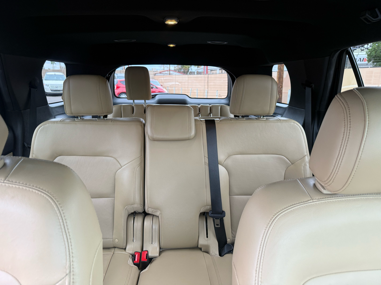 Ford Explorer FWD 4dr XLT 2016