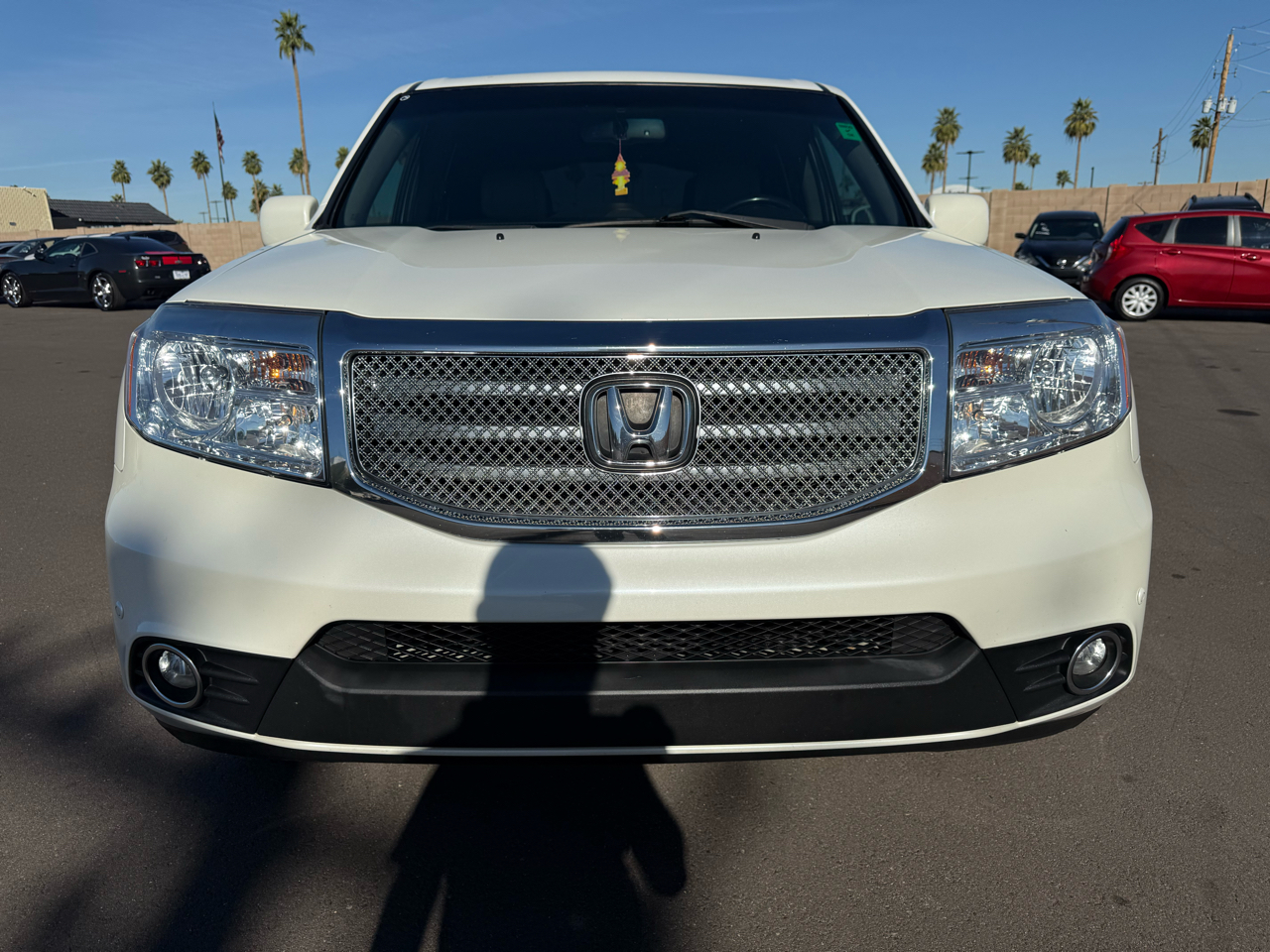 Honda Pilot 2WD 4dr Touring w/RES & Navi 2012