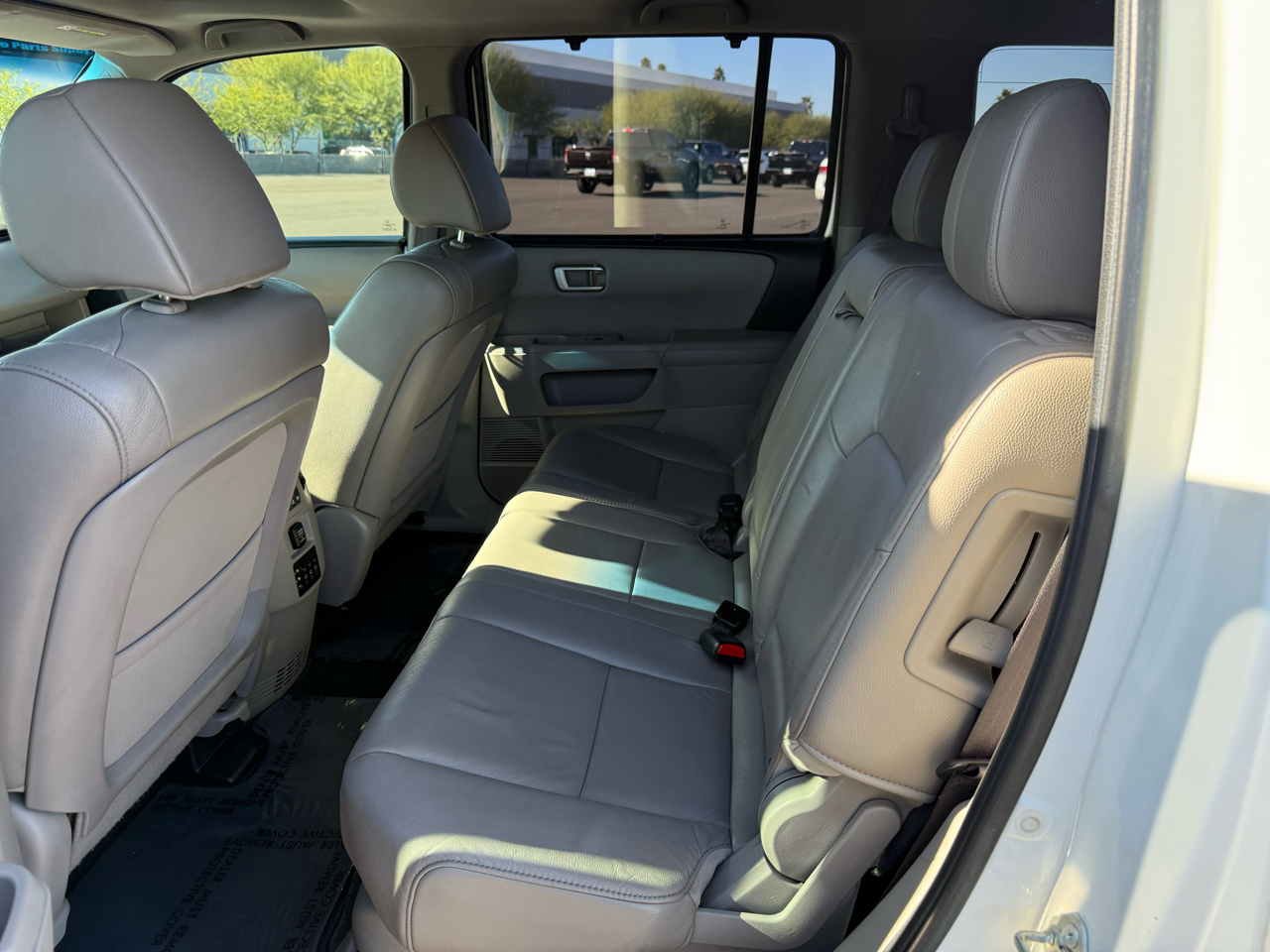 Honda Pilot 2WD 4dr Touring w/RES & Navi 2012