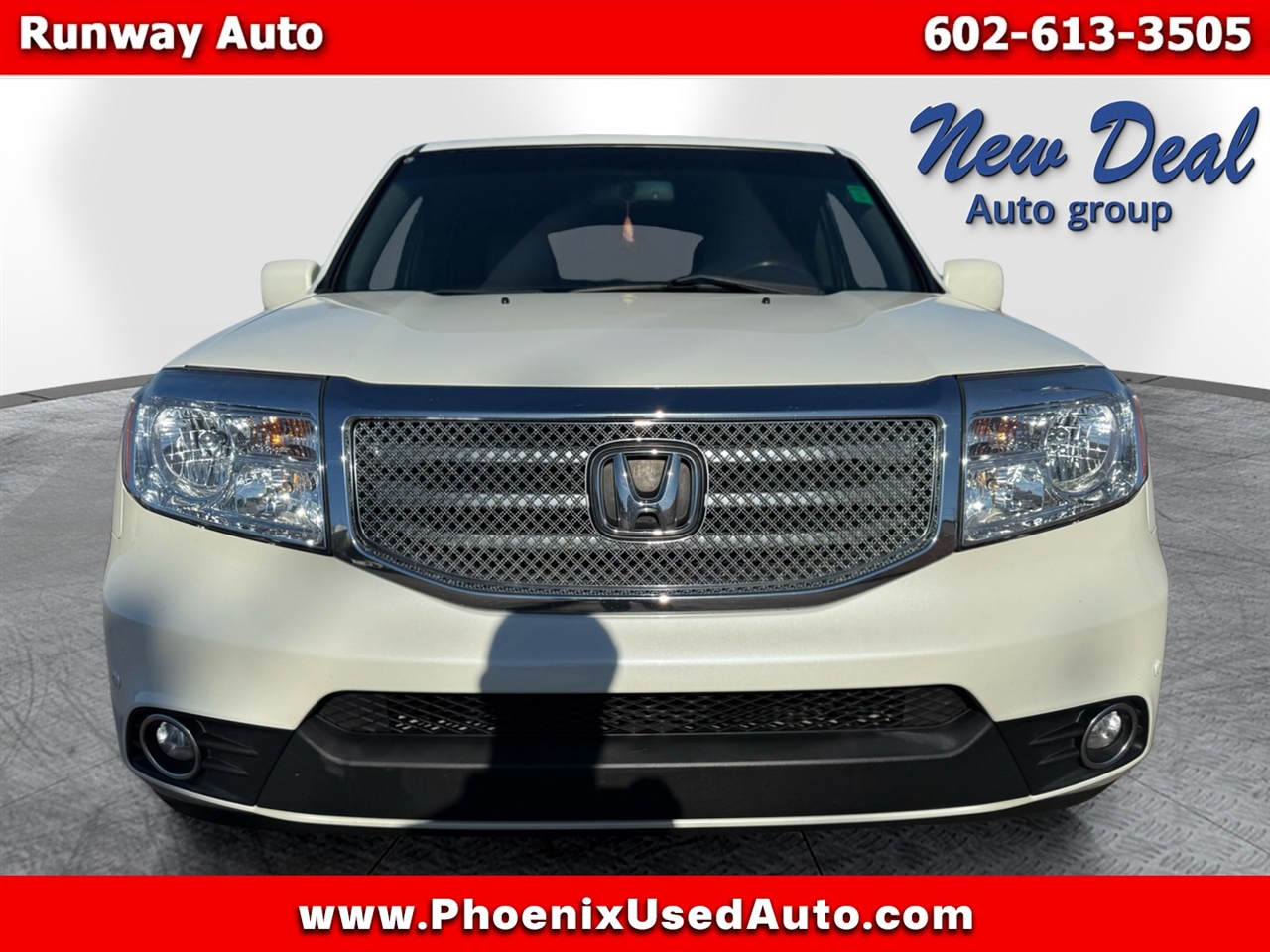 Honda Pilot 2WD 4dr Touring w/RES & Navi 2012