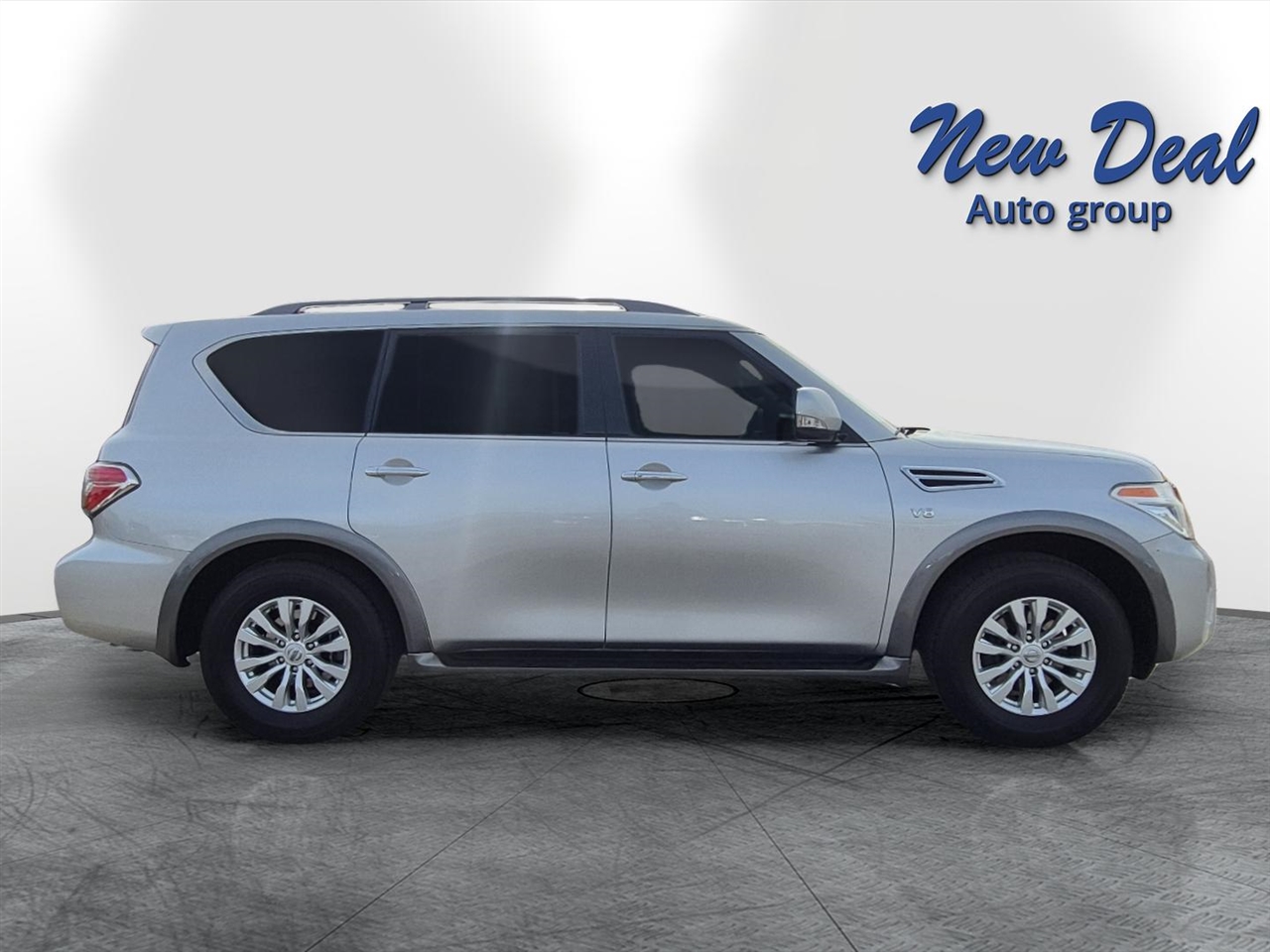 Nissan Armada 4x2 SV 2017