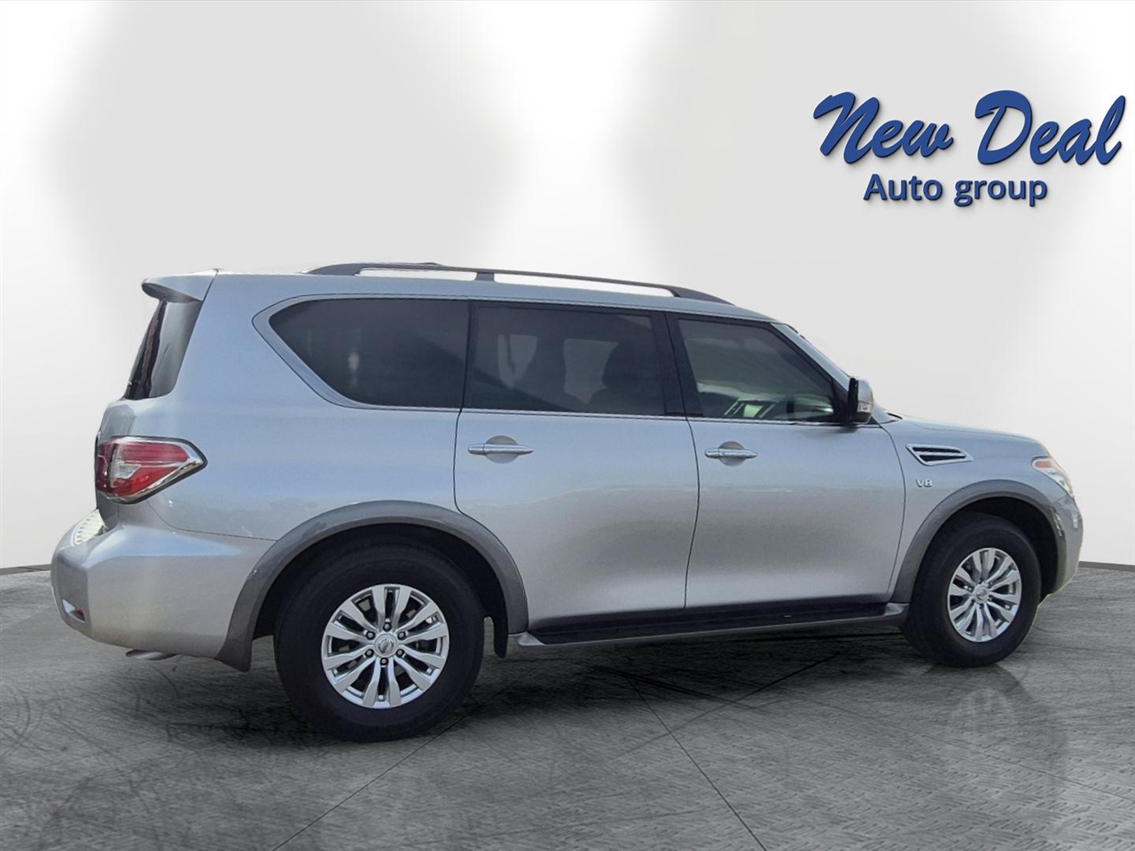 Nissan Armada 4x2 SV 2017