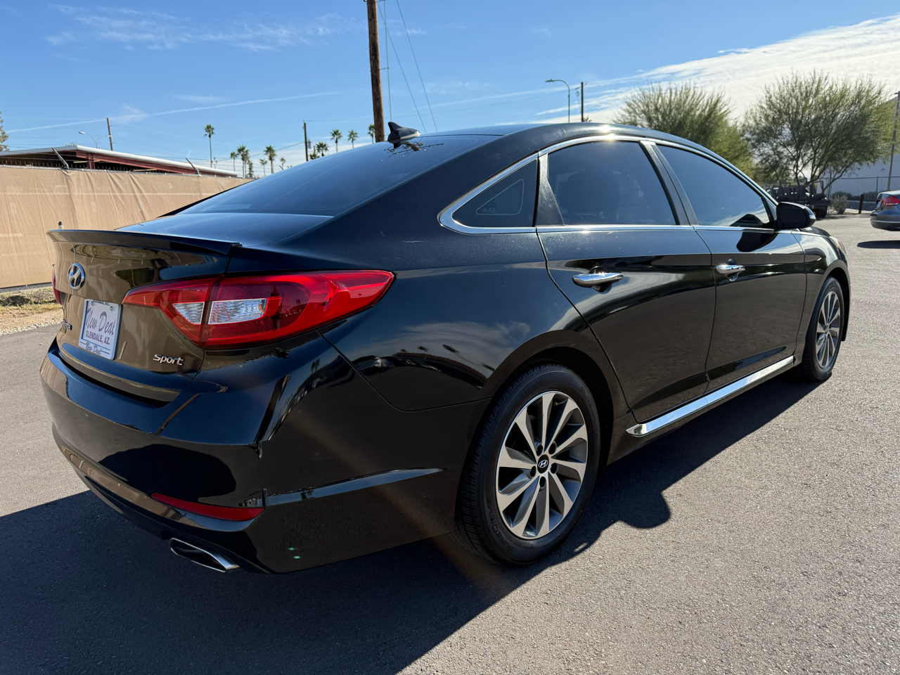 Hyundai Sonata 4dr Sdn 2.4L Sport PZEV 2016