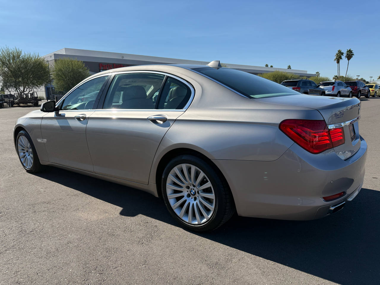 BMW 7 Series 4dr Sdn 750Li 2009