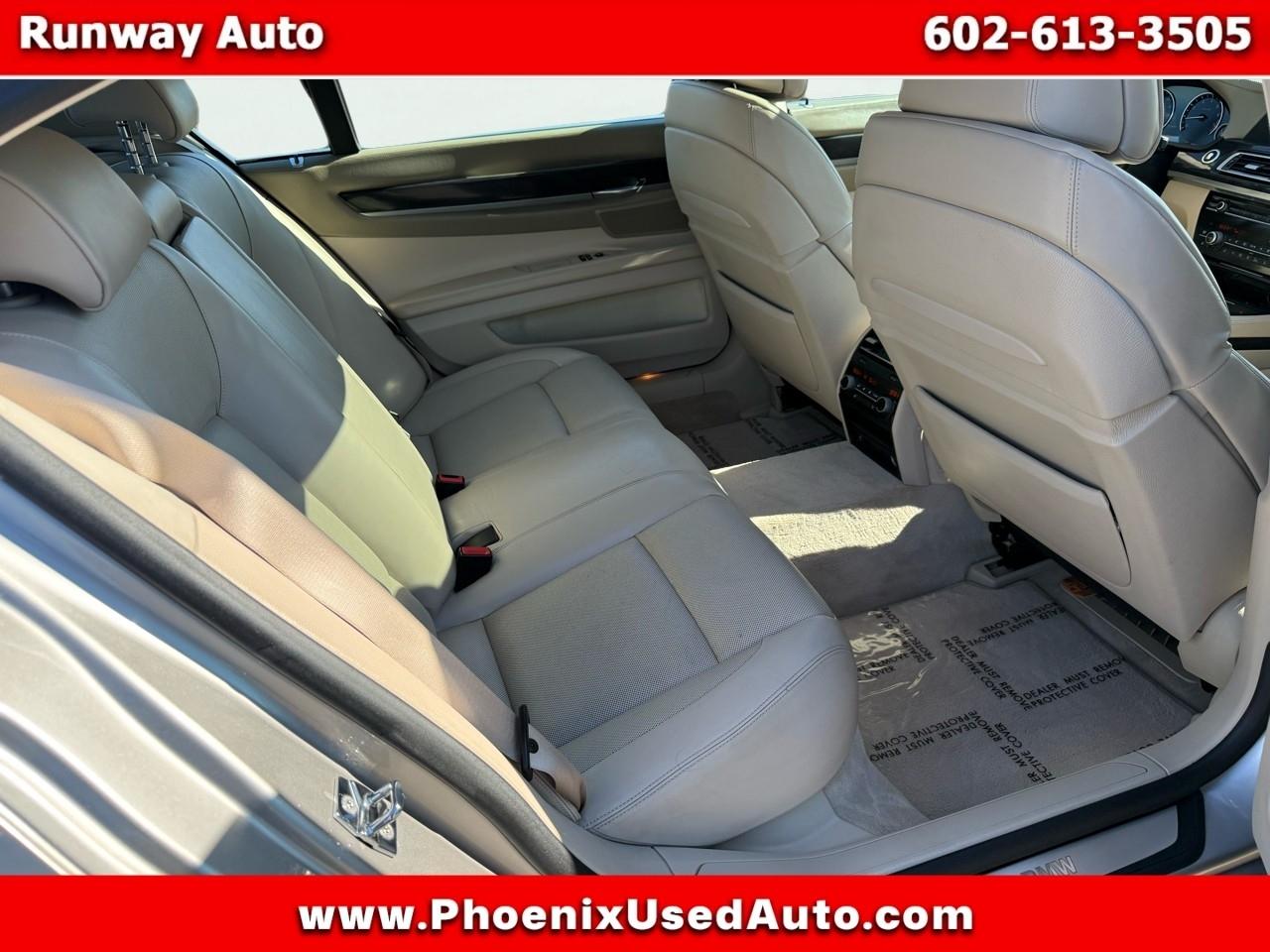 BMW 7 Series 4dr Sdn 750Li 2009