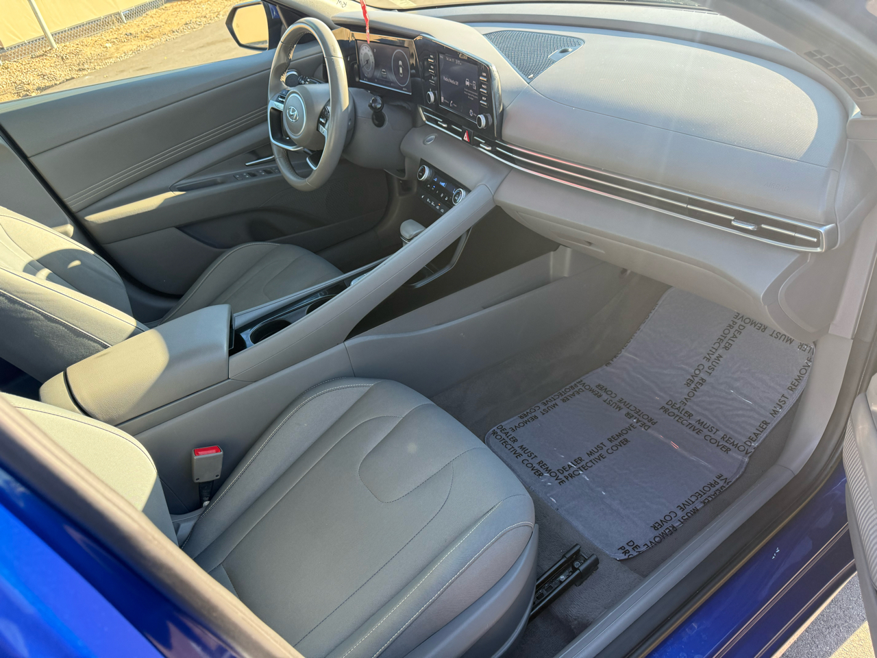 Hyundai Elantra SEL IVT 2022