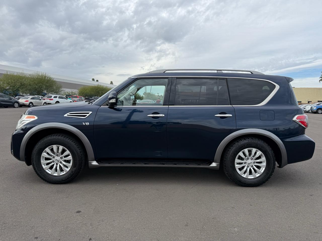 Nissan Armada 4x2 SV 2017