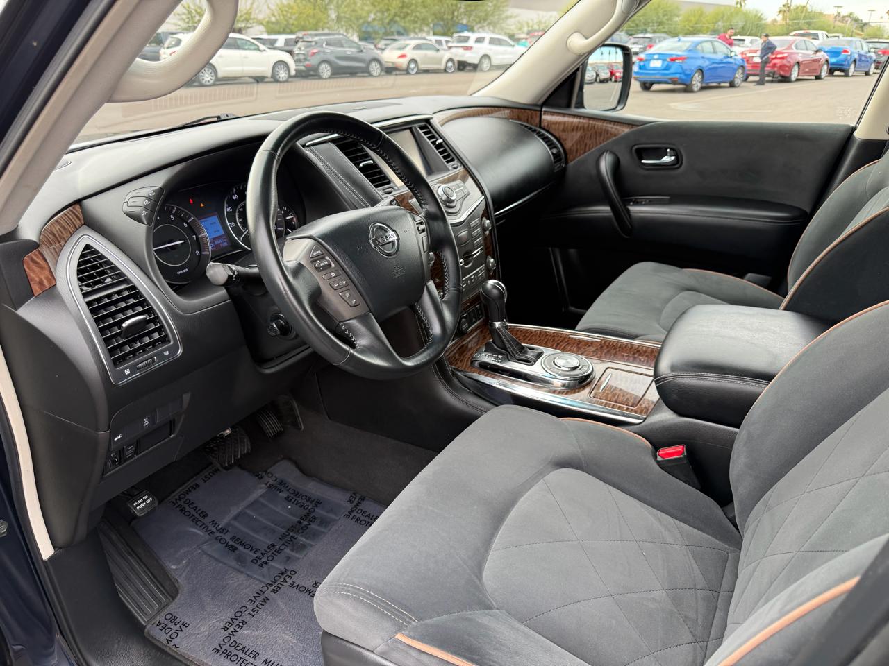 Nissan Armada 4x2 SV 2017