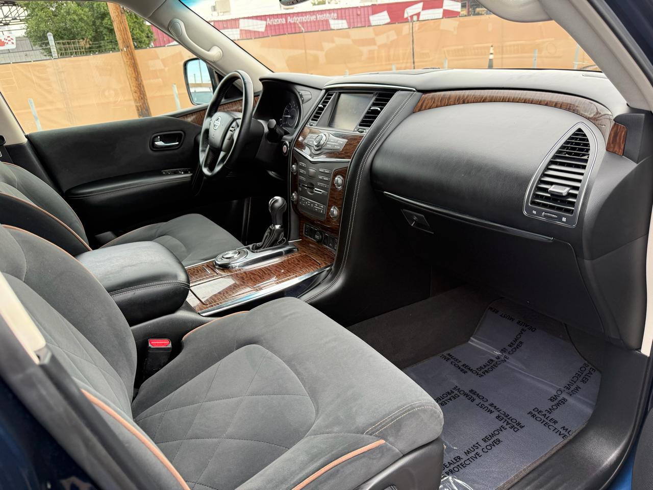 Nissan Armada 4x2 SV 2017
