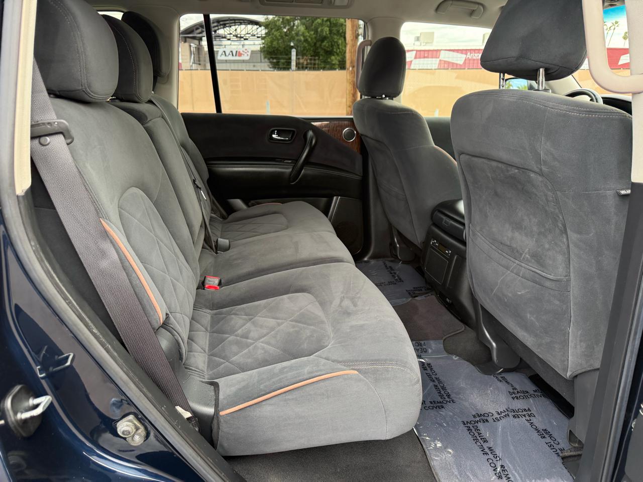 Nissan Armada 4x2 SV 2017