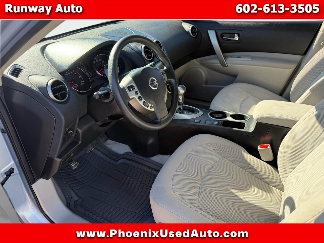 Nissan Rogue Select FWD 4dr S 2014