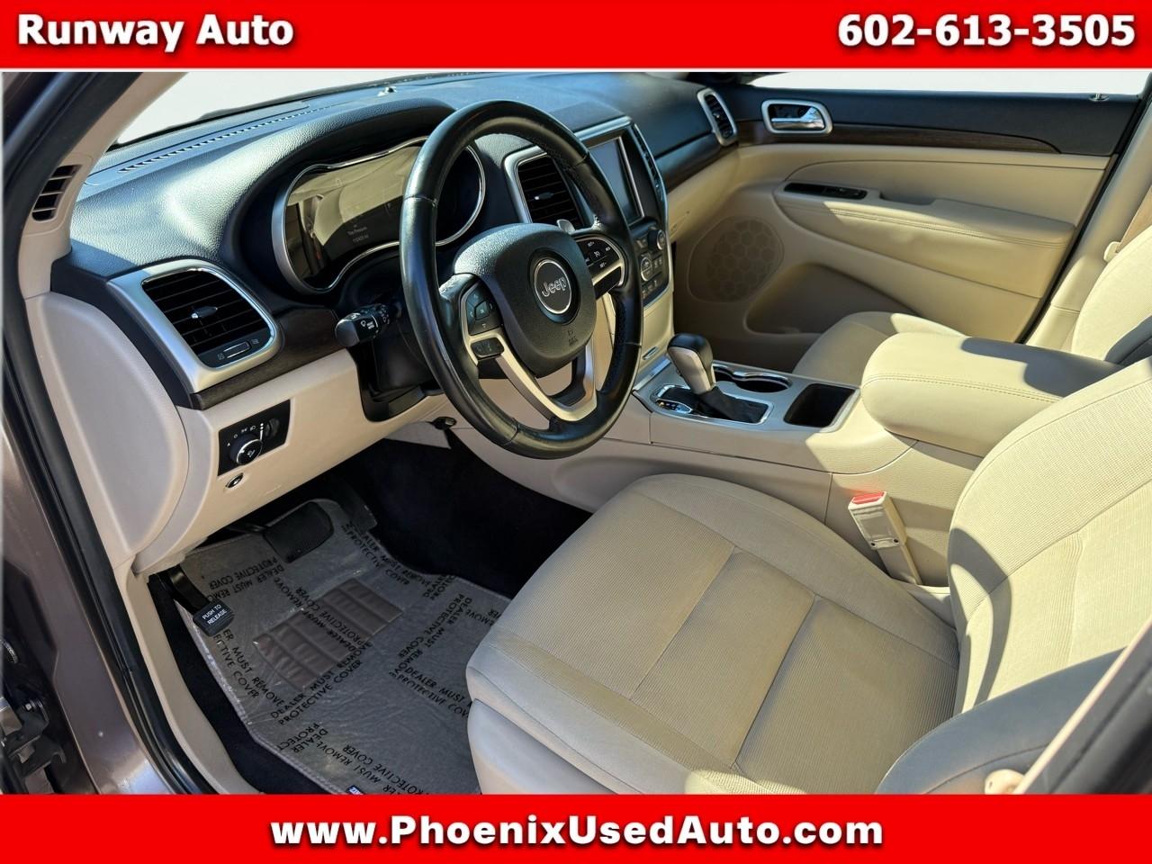 Jeep Grand Cherokee Laredo 4x2 2017