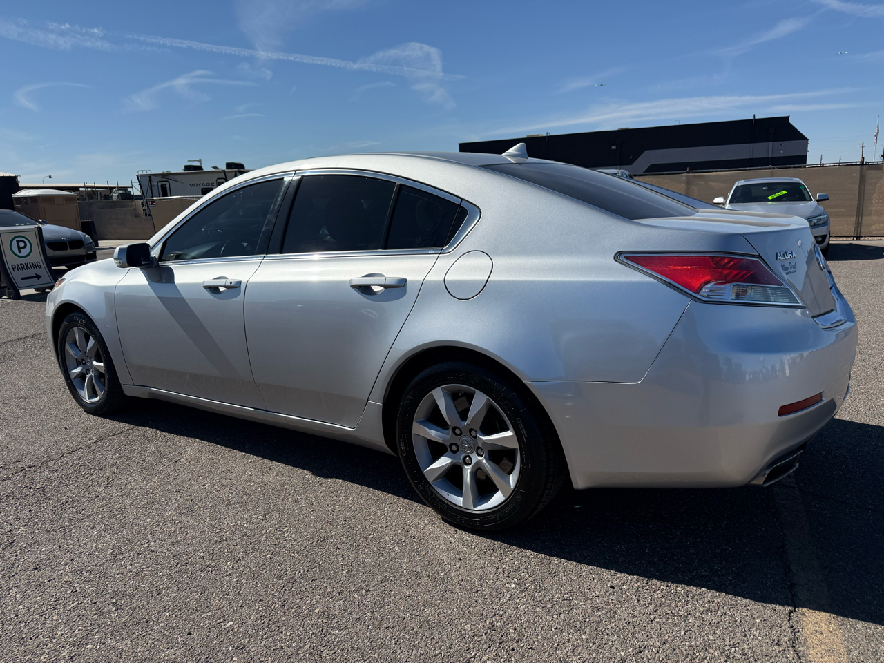 Acura TL 4dr Sdn Auto 2WD 2012