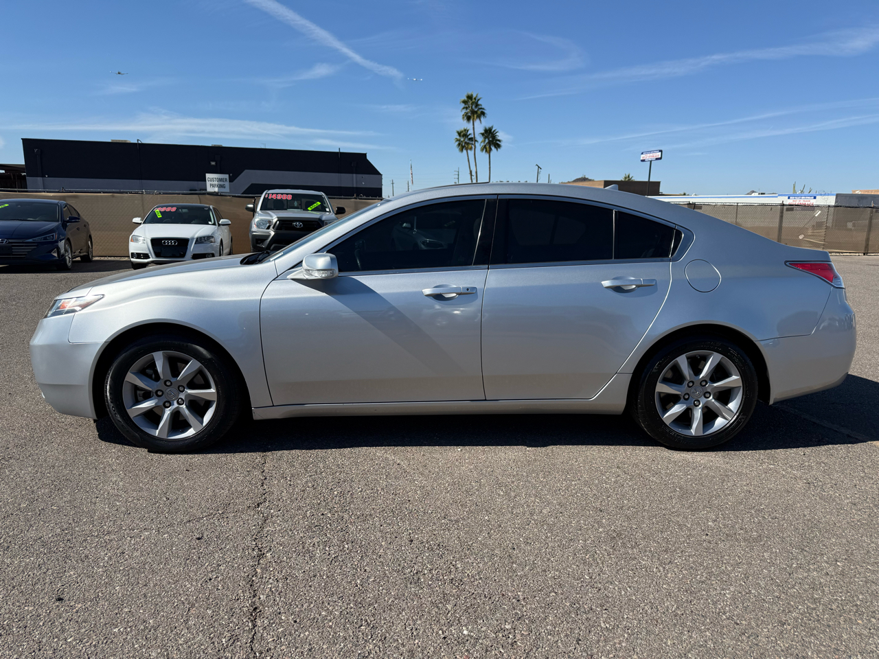 Acura TL 4dr Sdn Auto 2WD 2012