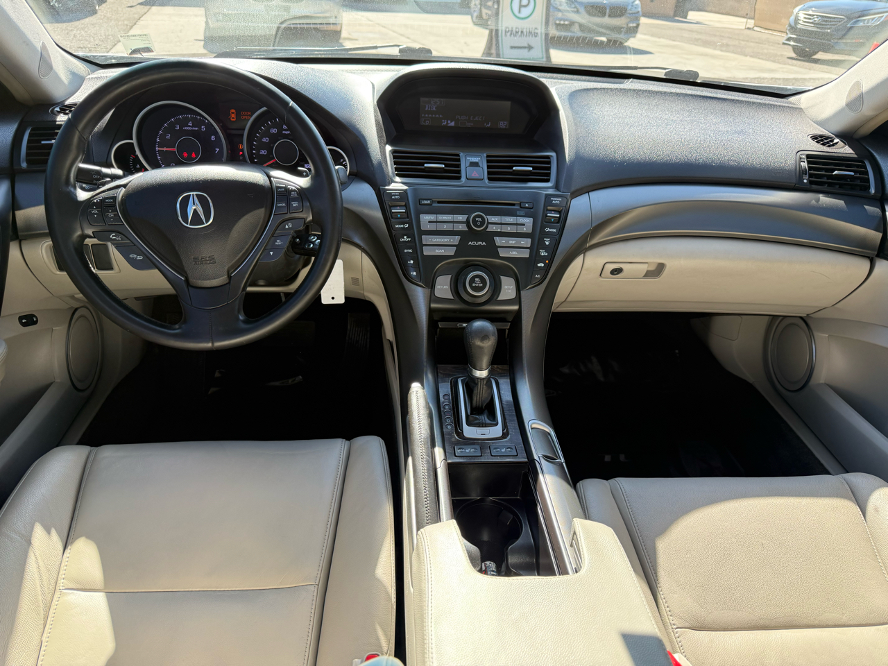 Acura TL 4dr Sdn Auto 2WD 2012