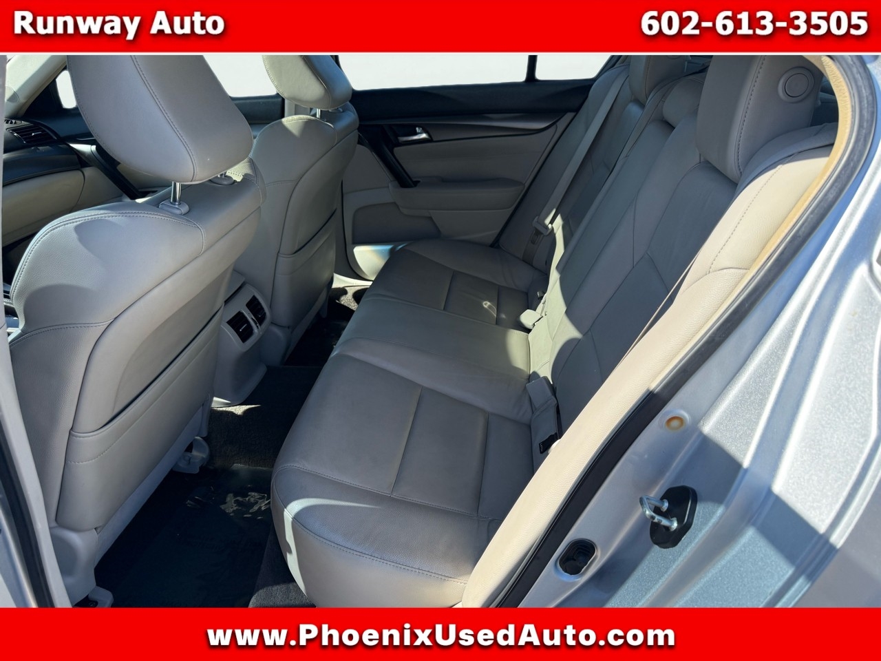 Acura TL 4dr Sdn Auto 2WD 2012