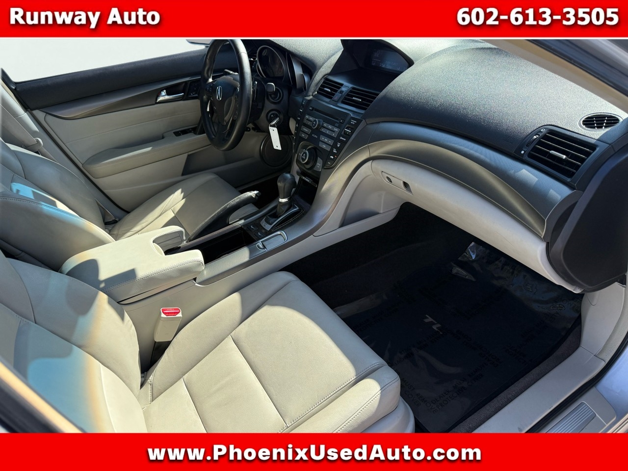 Acura TL 4dr Sdn Auto 2WD 2012