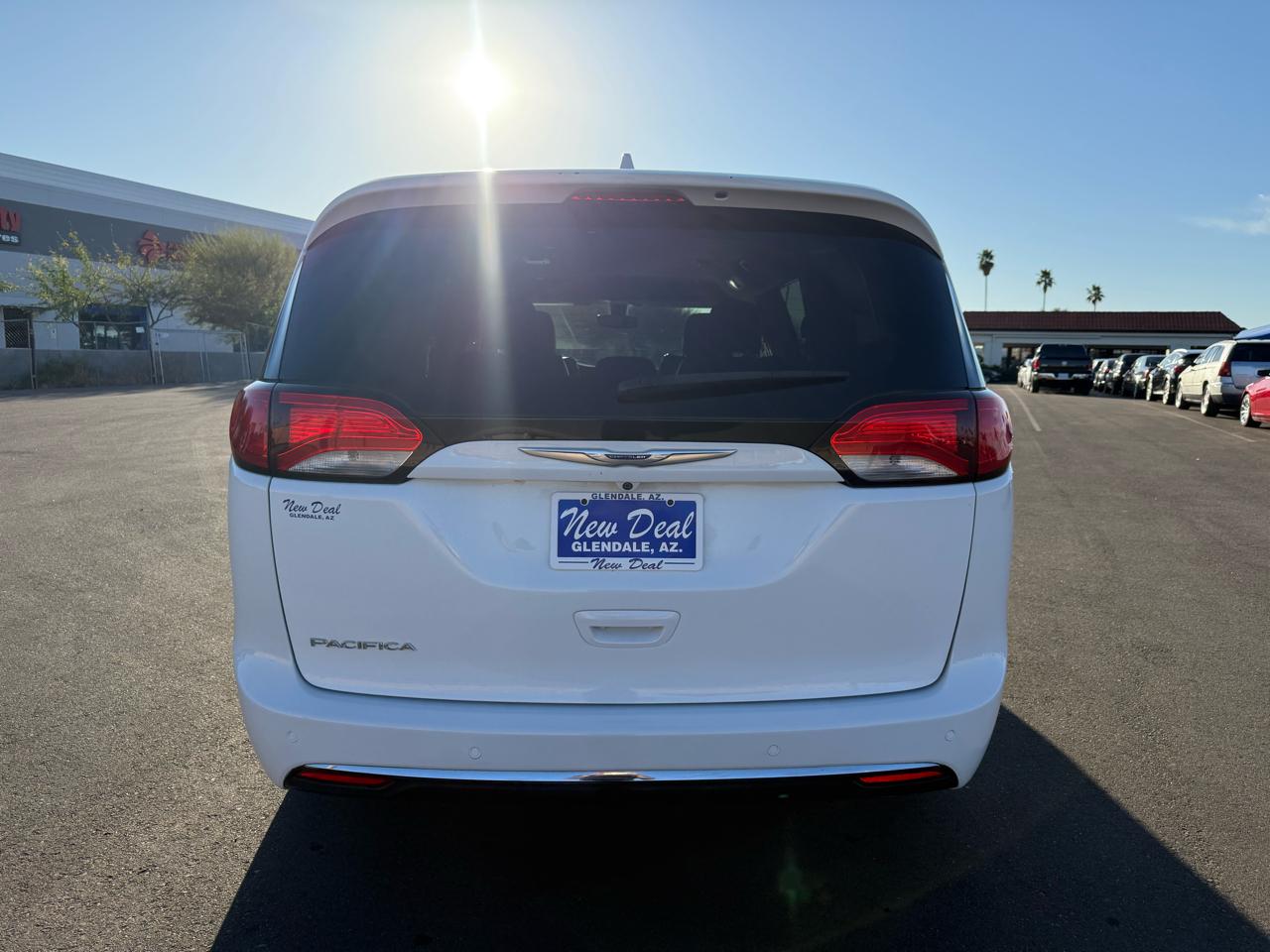 Chrysler Pacifica Touring L FWD 2019