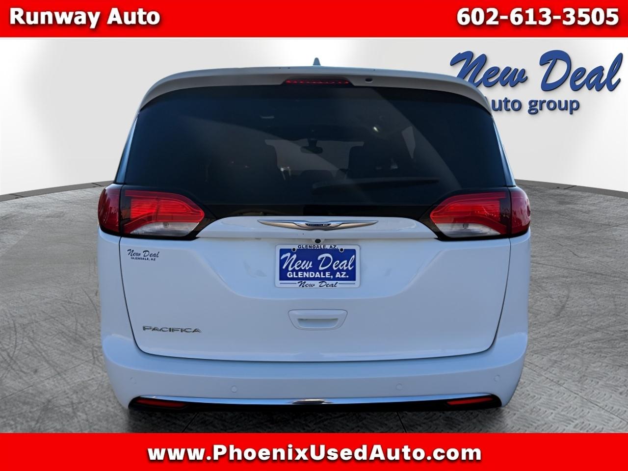 Chrysler Pacifica Touring L FWD 2019