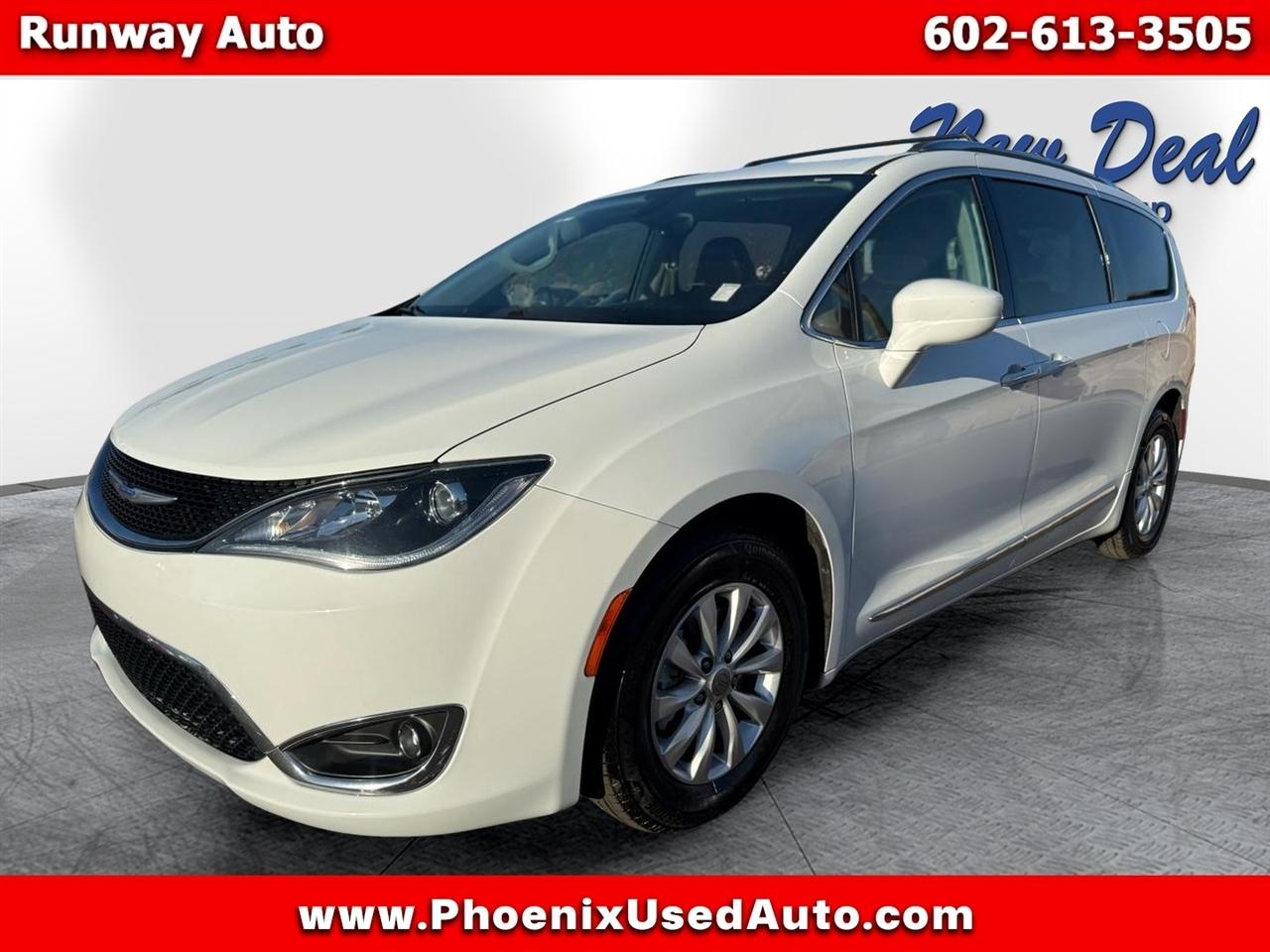 Chrysler Pacifica Touring L FWD 2019