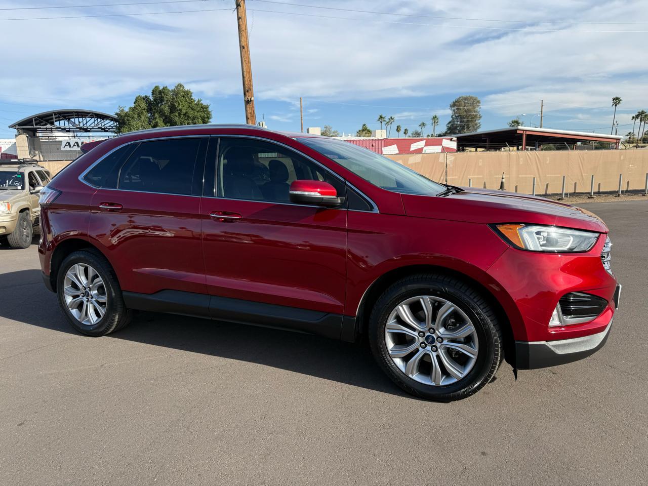 2019 Ford Edge Titanium FWD