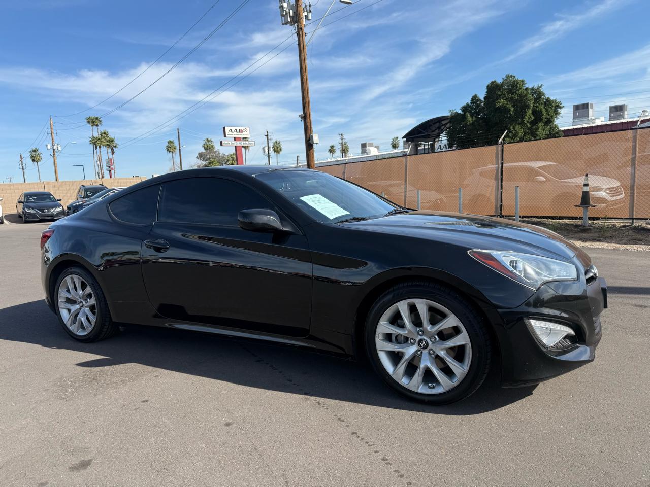 Hyundai Genesis Coupe 2dr I4 2.0T Auto 2014