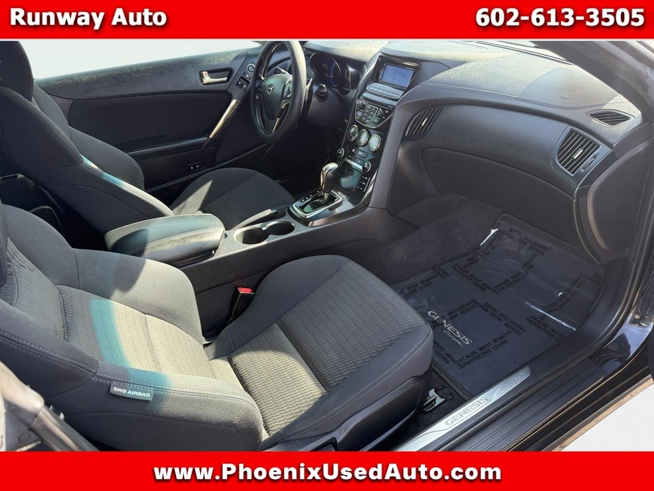 Hyundai Genesis Coupe 2dr I4 2.0T Auto 2014