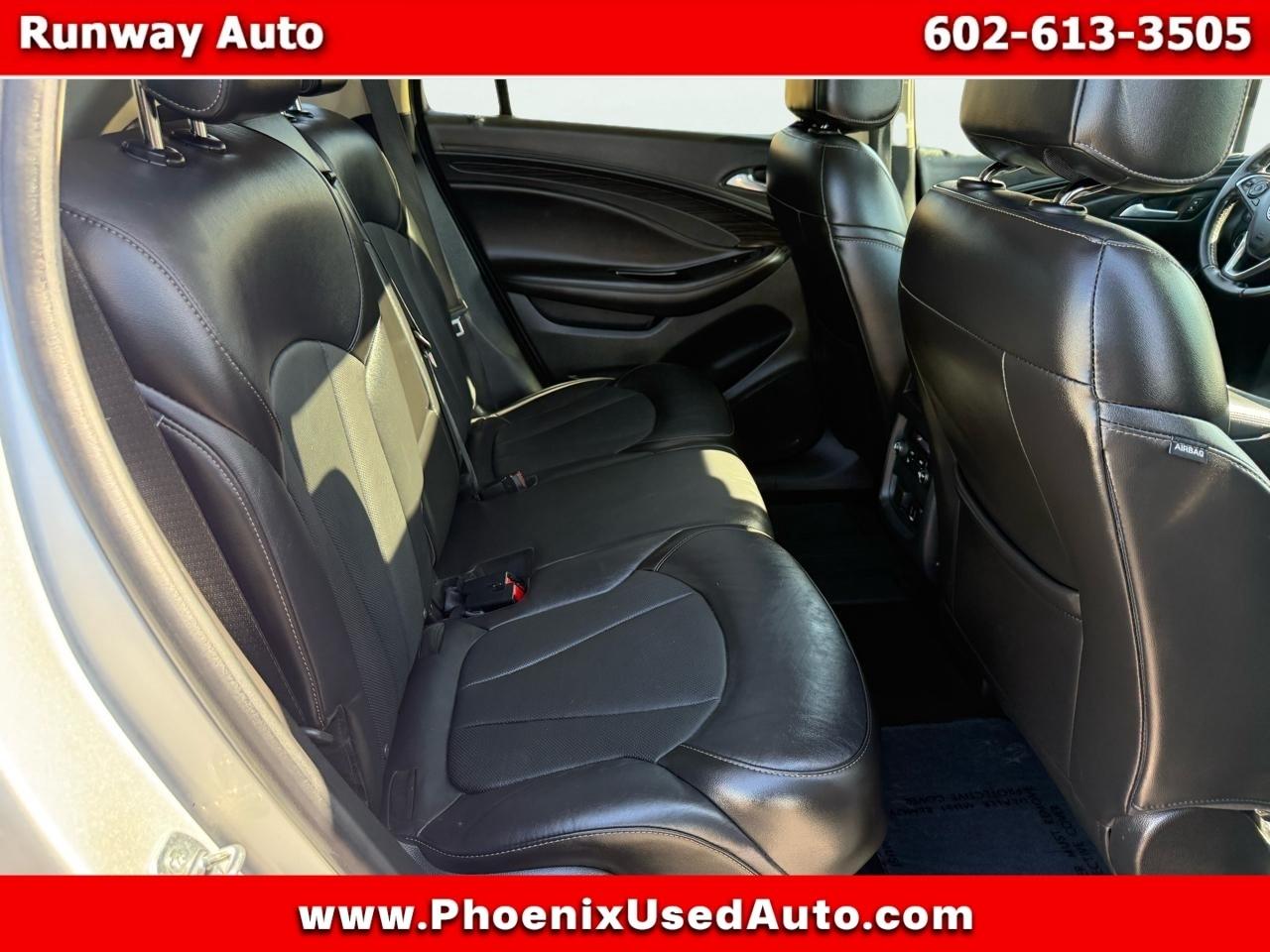 Buick Envision FWD 4dr Essence 2017