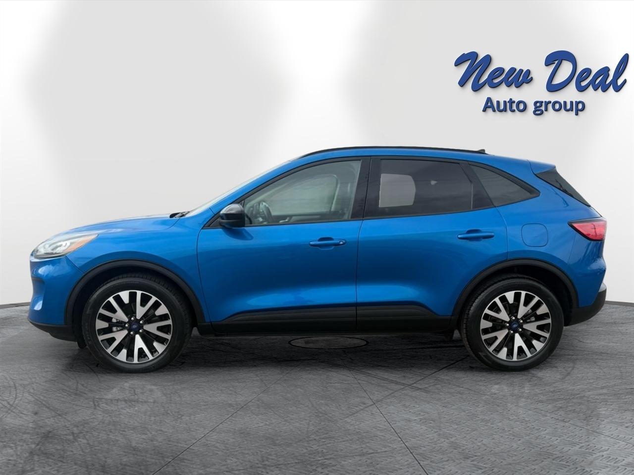 Ford Escape SE Sport Hybrid AWD 2020