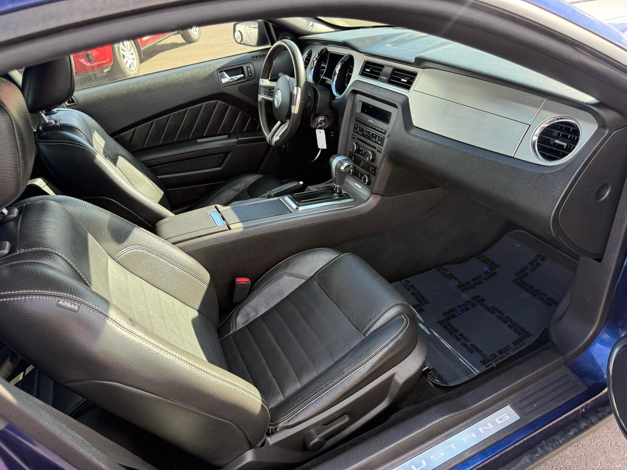 Ford Mustang 2dr Cpe V6 2010