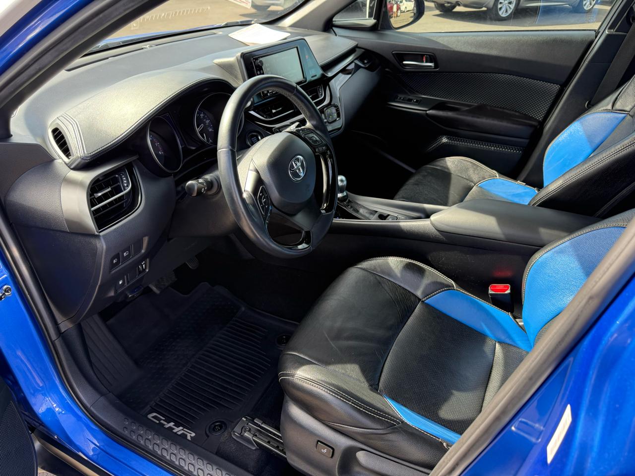 Toyota C-HR XLE FWD (Natl) 2018