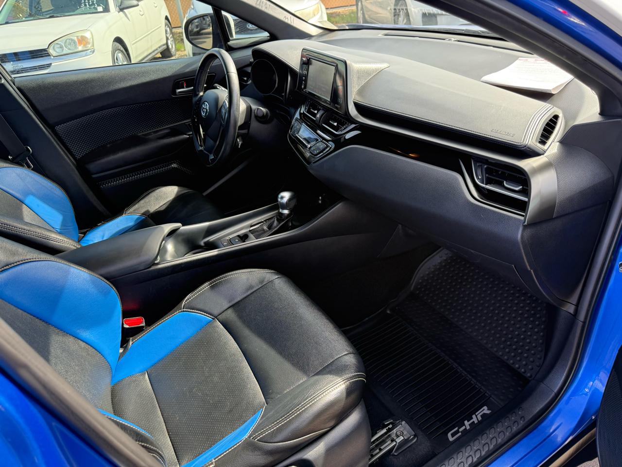 Toyota C-HR XLE FWD (Natl) 2018